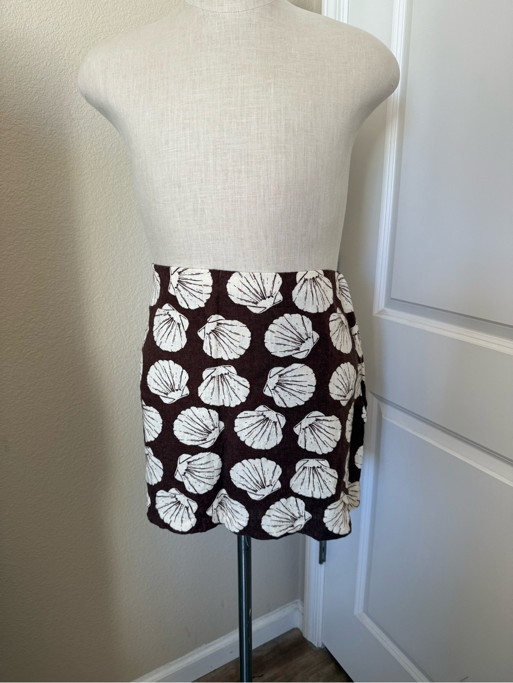 Abercrombie & Fitch Curve Love Linen-Blend Mini Skort